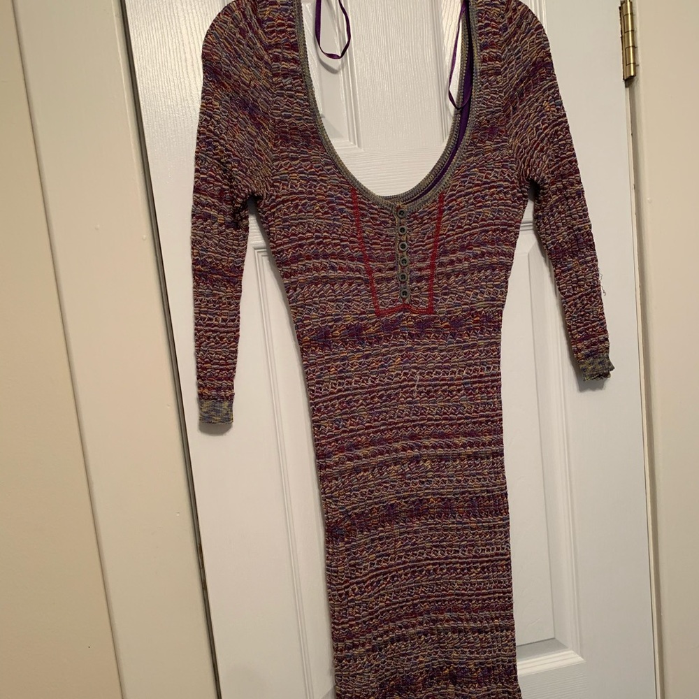 Plum scoop neck/back
